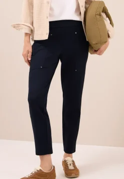 Casual Fit Hose