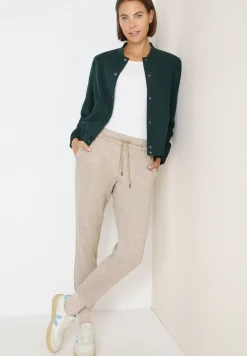 Casual Fit Hose