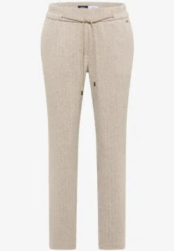 Casual Fit Hose