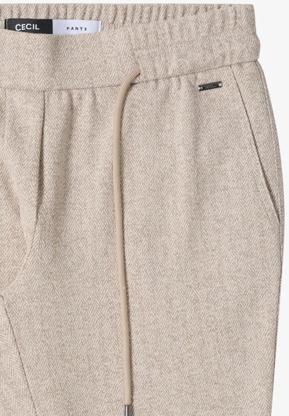 Casual Fit Hose
