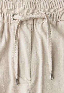 7/8 Casual Fit Hose