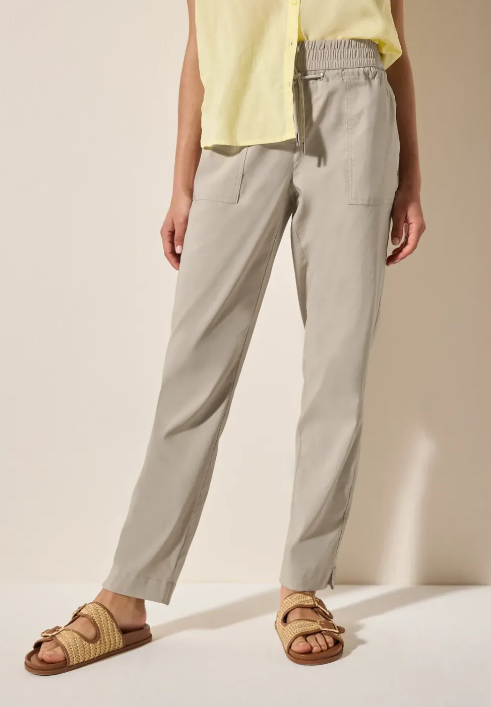 Casual Fit Hose