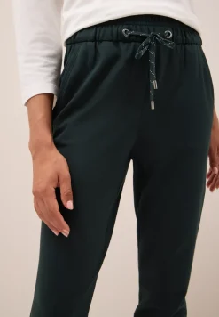 Casual Fit Hose