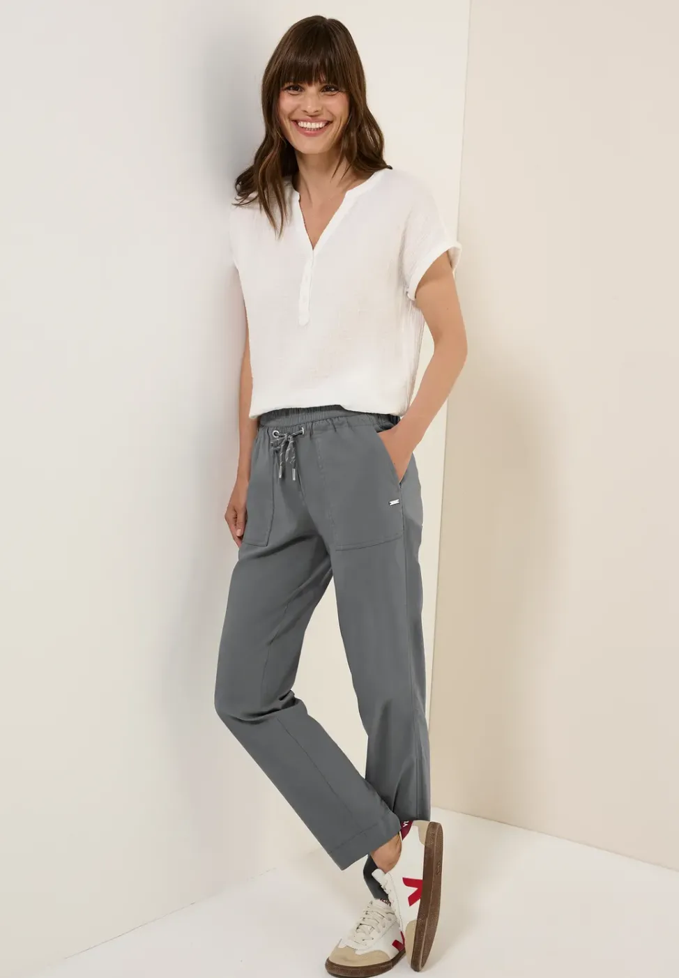 Casual Fit Hose