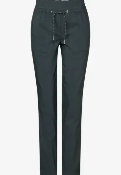 Casual Fit Hose