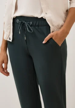 Casual Fit Hose