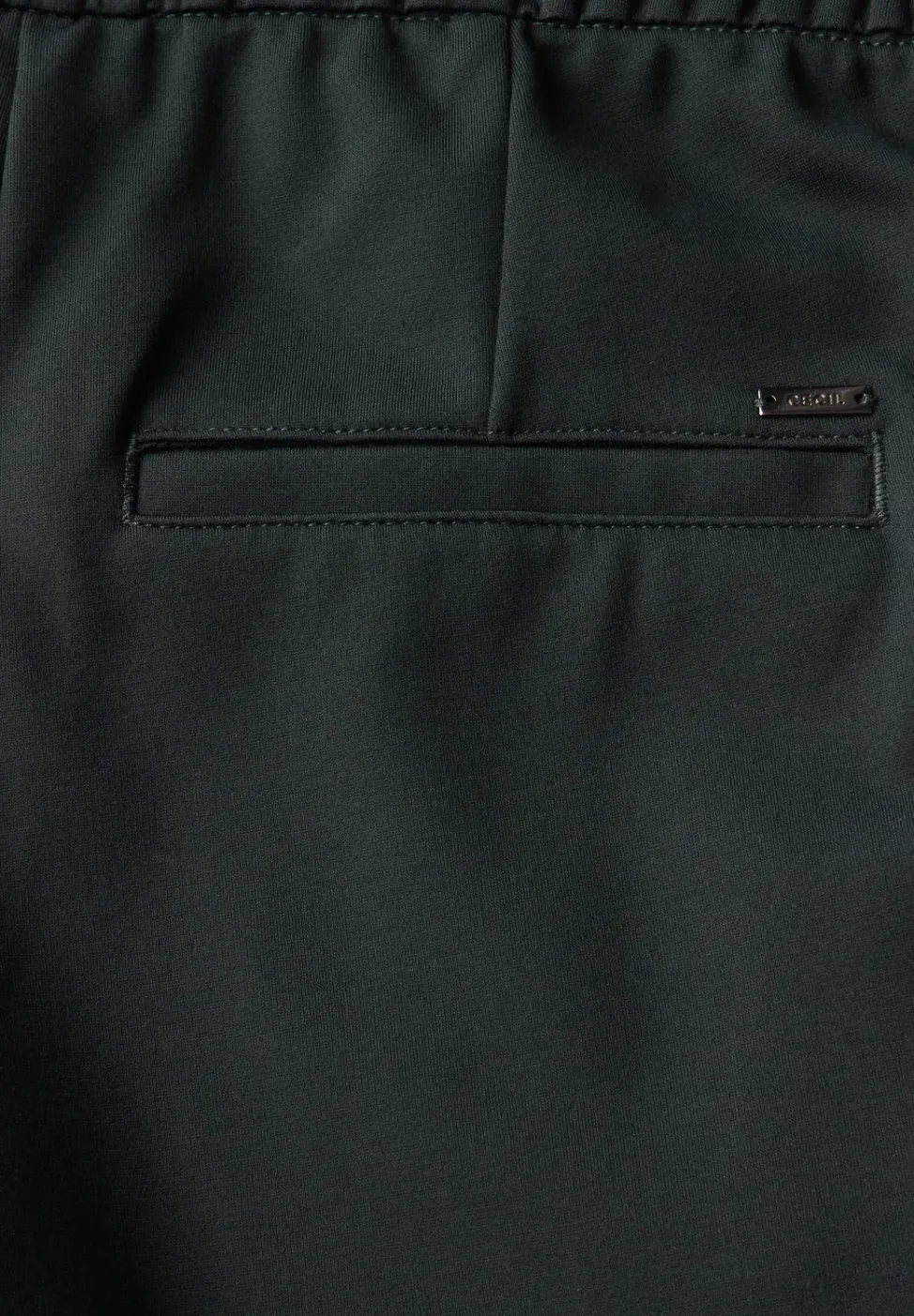Casual Fit Hose