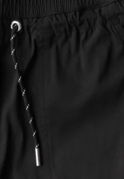 Casual Fit Hose