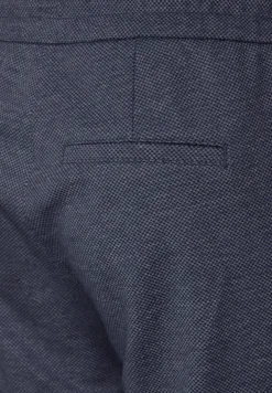 Casual Fit Hose