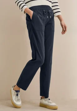 Casual Fit Hose