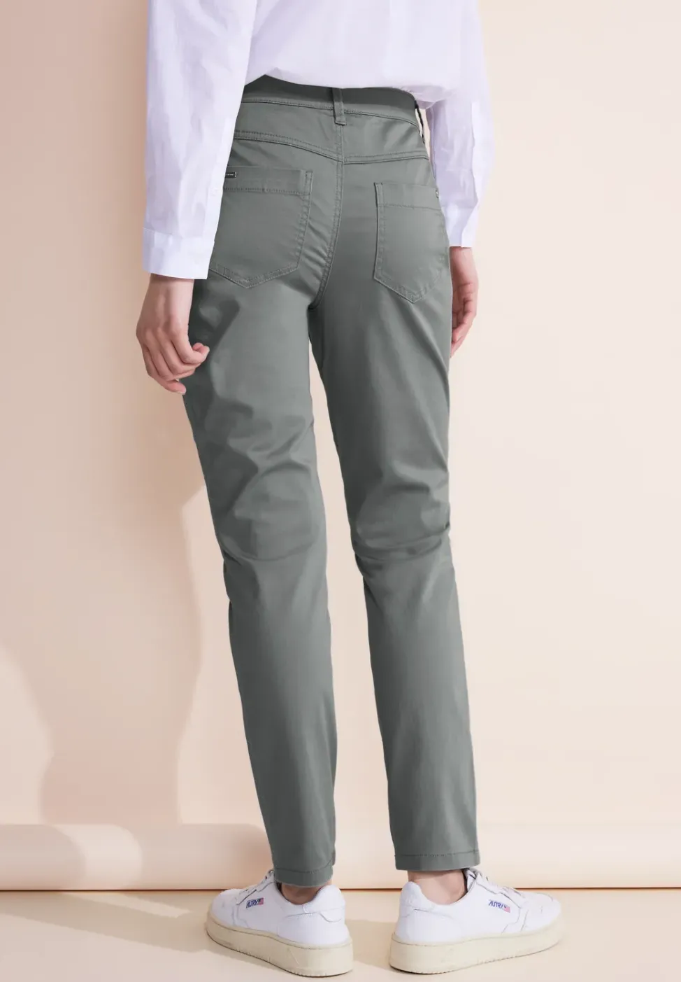 Casual Fit Hose