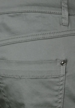 Casual Fit Hose