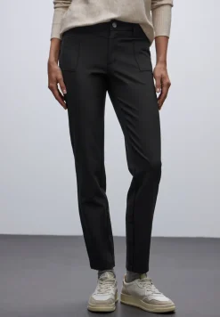 Casual Fit Hose