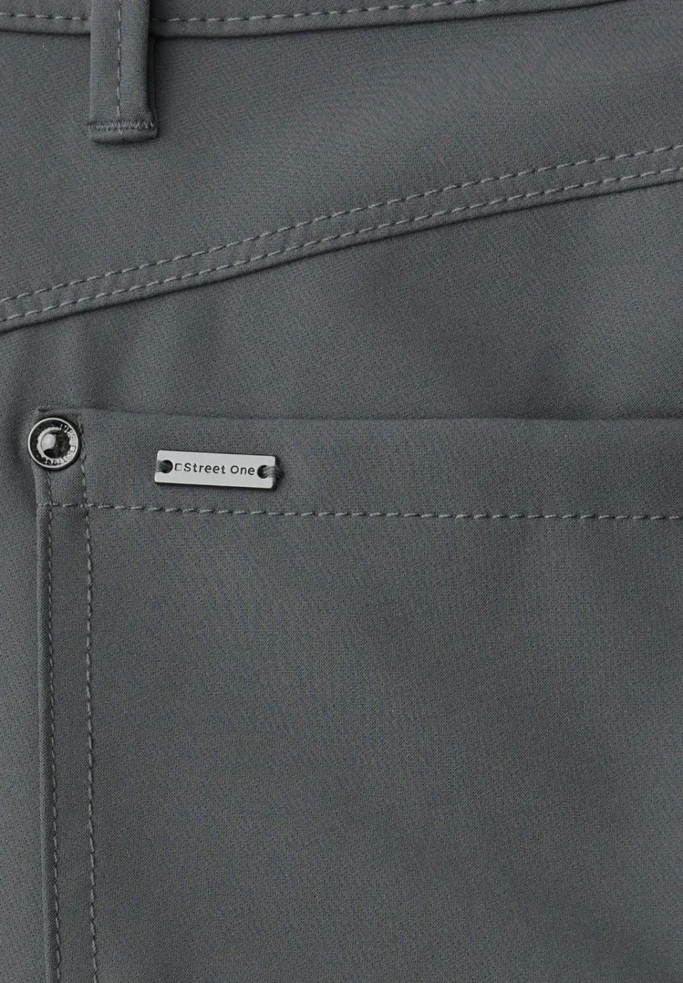 Casual Fit Hose