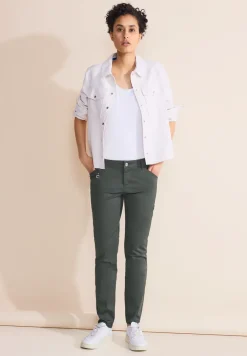 Casual Fit Hose