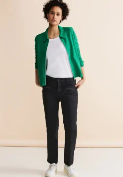 Casual Fit Hose