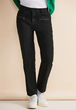 Casual Fit Hose