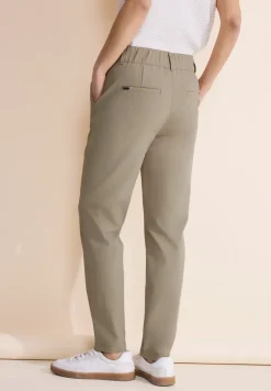 Casual Fit Hose