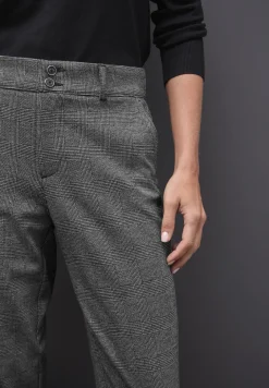 Casual Fit Jacquard Chino