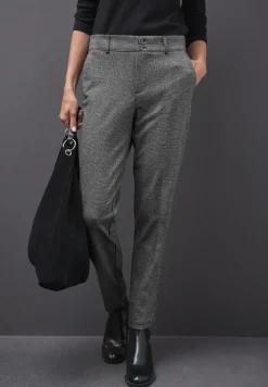 Casual Fit Jacquard Chino
