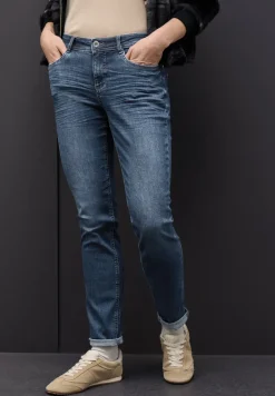 Casual Fit Jeans