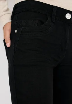 Casual Fit Jeans