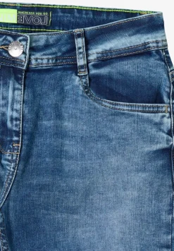 Casual Fit Jeans