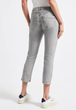 Casual Fit Jeans