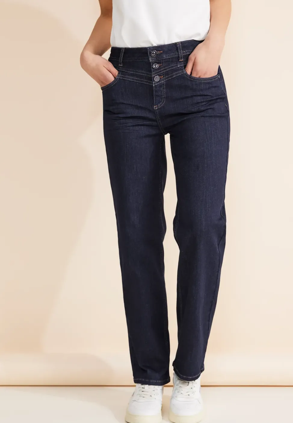 Casual Fit Jeans