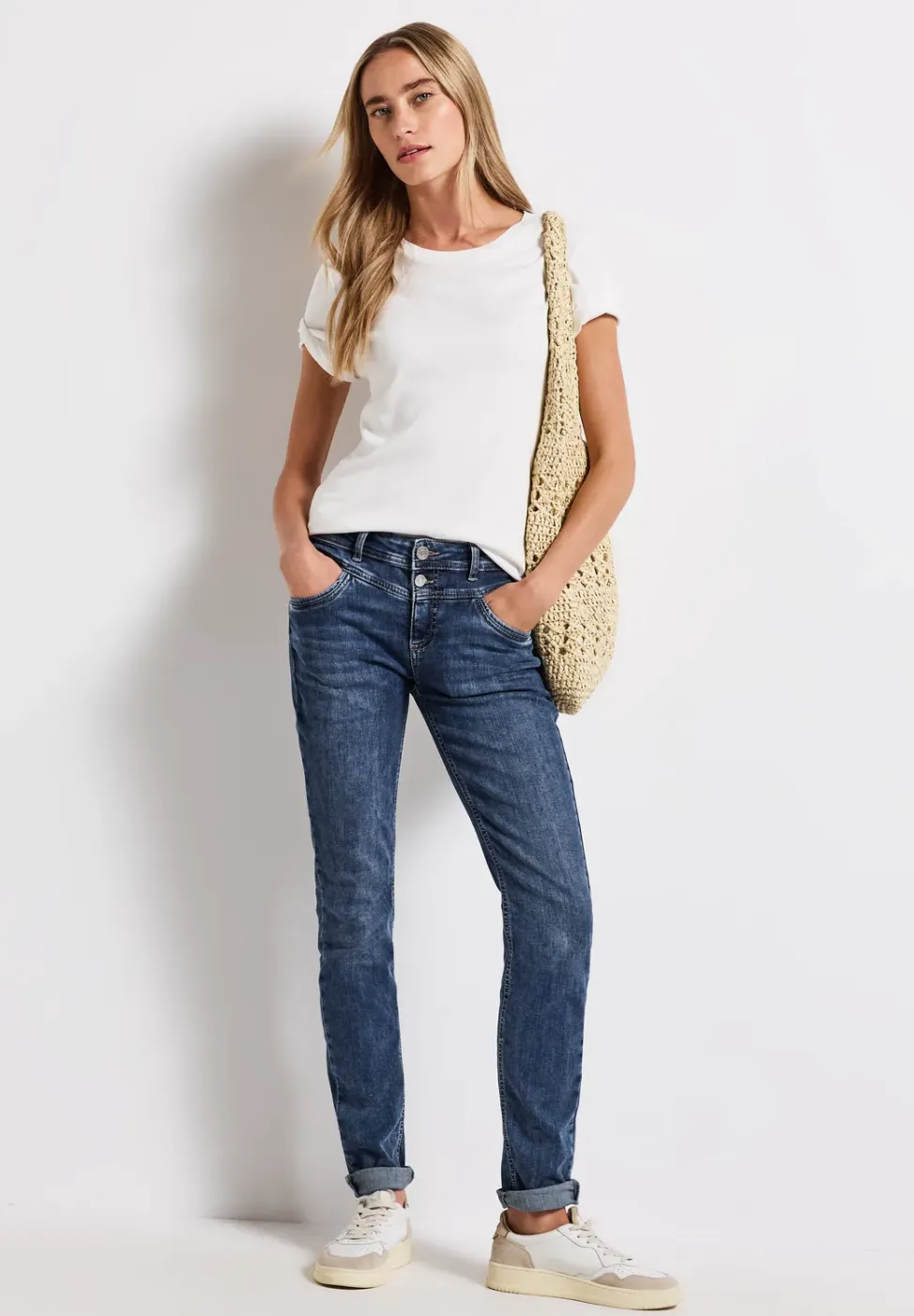 Casual Fit Jeans