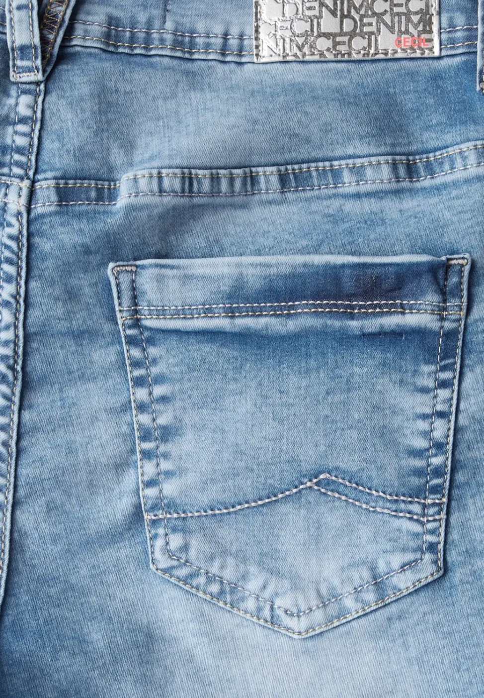 Casual Fit Jeansshorts