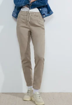 Casual Fit Joggpants