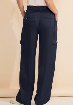 Casual Fit Satin Hose