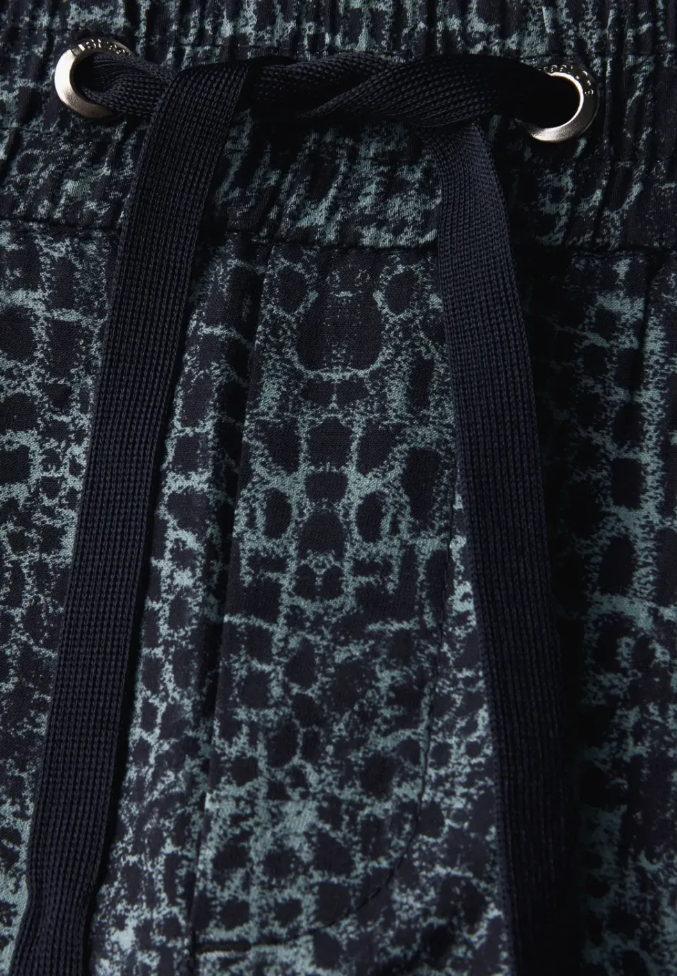 Casual Fit Snake Print Hose