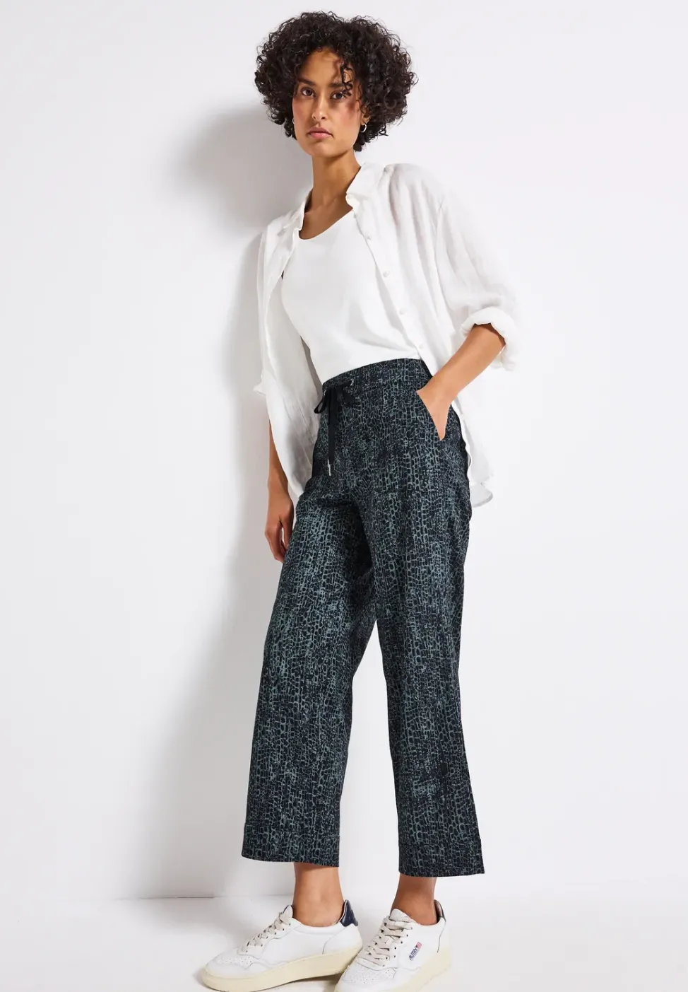 Casual Fit Snake Print Hose