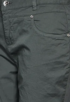 Casual Fit Twill Hose