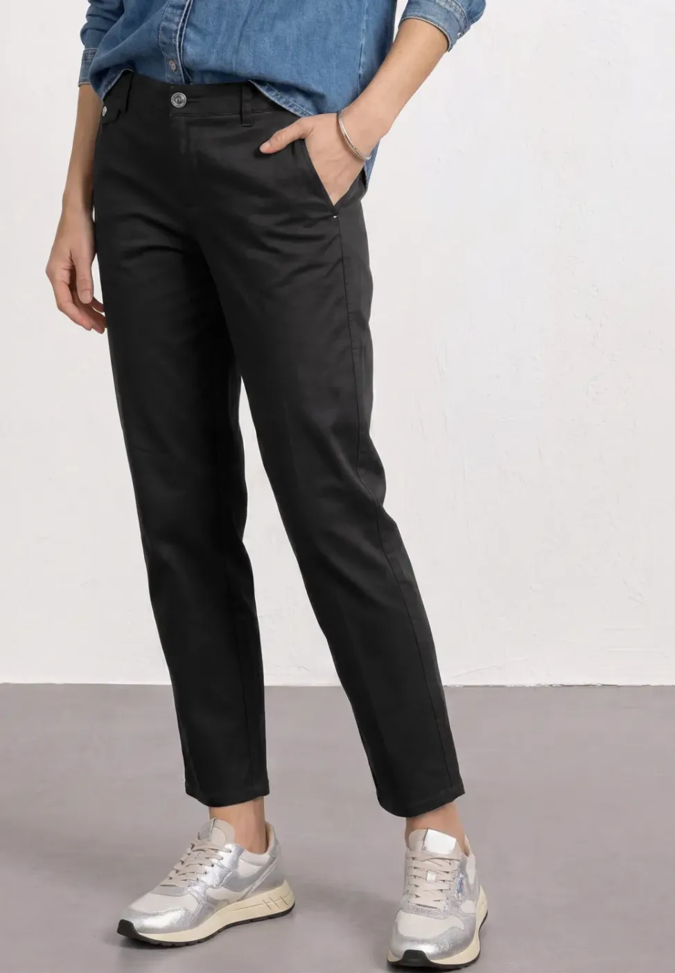 Chino im Casual Fit in softer Qualität