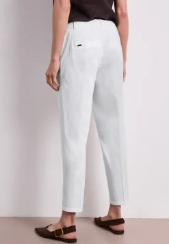 Chino im Casual Fit in softer Qualität