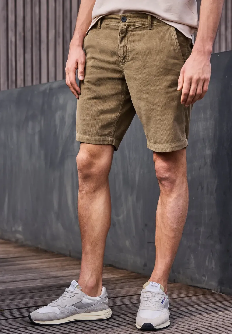 Chino Shorts im Regular Fit aus Cord