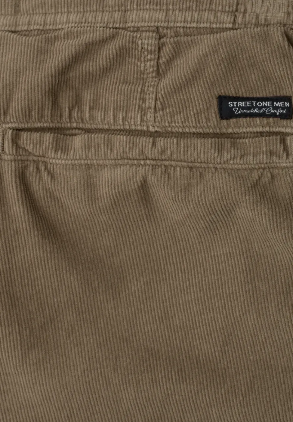 Chino Shorts im Regular Fit aus Cord