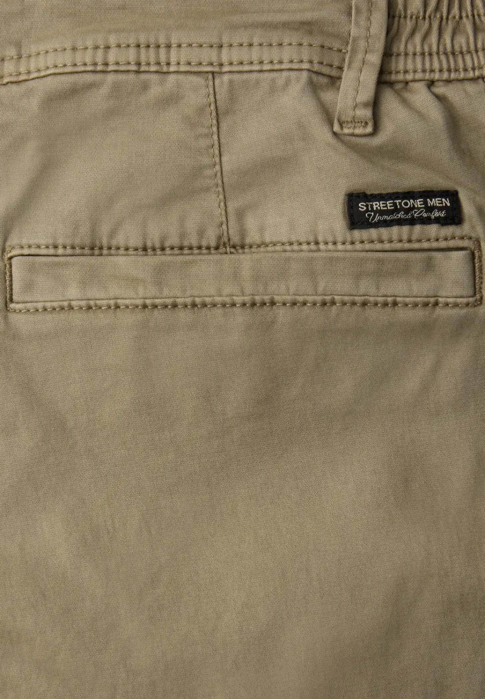 Chino Shorts im Regular Fit mit Flexbund