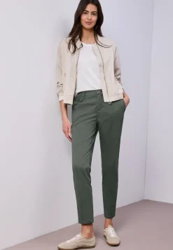 Chino im Casual Fit in softer Qualität
