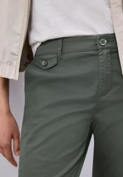 Chino im Casual Fit in softer Qualität