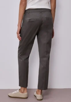 Chino im Casual Fit in softer Qualität