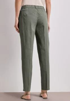 Chino im Casual Fit in softer Qualität
