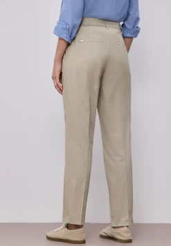 Chino im Casual Fit in softer Qualität