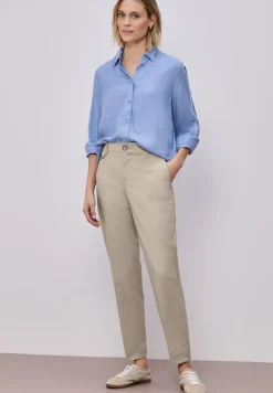 Chino im Casual Fit in softer Qualität