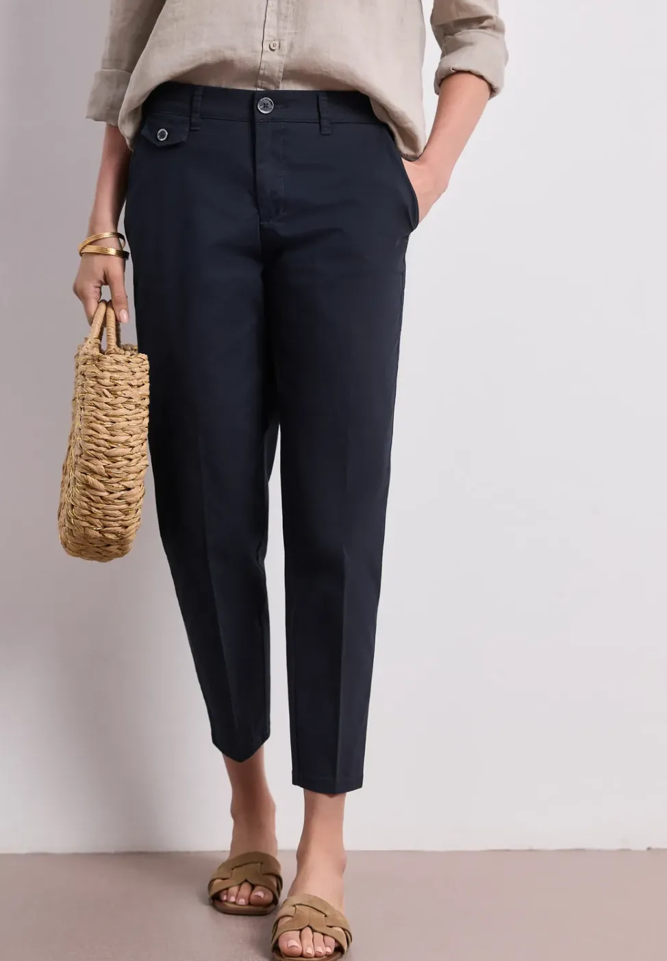 Chino im Casual Fit in softer Qualität
