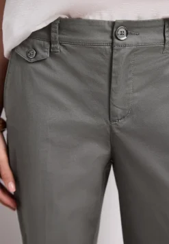 Chino im Casual Fit in softer Qualität