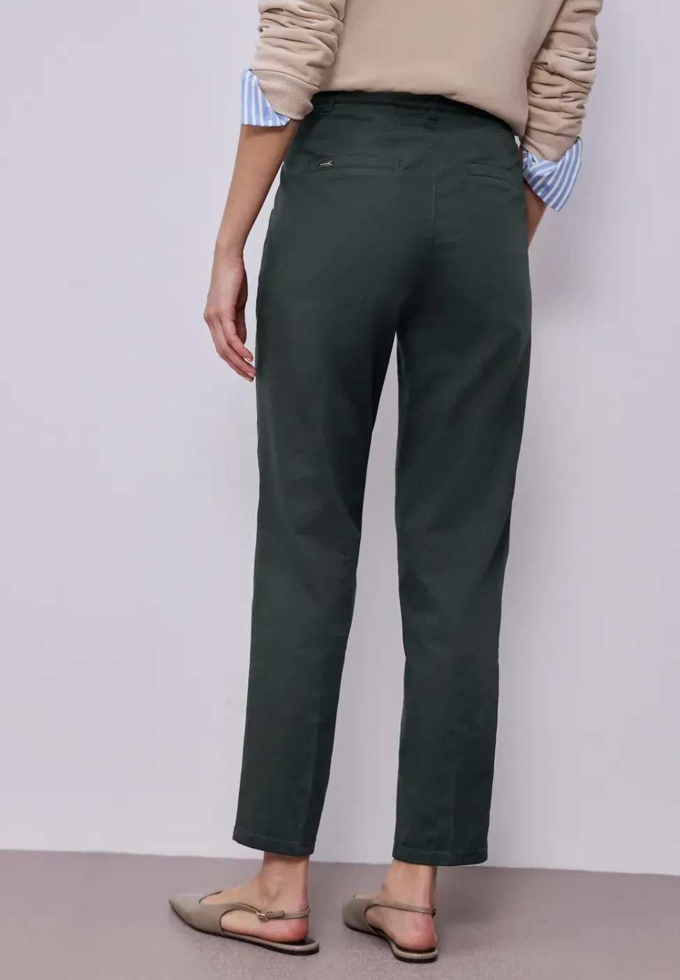 Chino im Casual Fit in softer Qualität